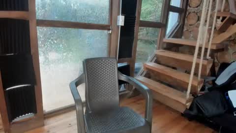 sarah online show from March 1, 8:53 pm