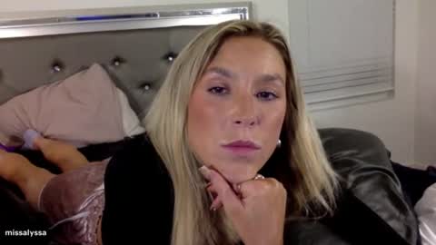 Alyssa online show from June 10, 4:34 am