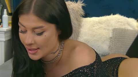 Medussa online show from April 7, 2:41 pm