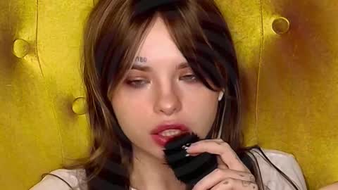 Misss Lola Angel online show from October 12, 3:15 pm