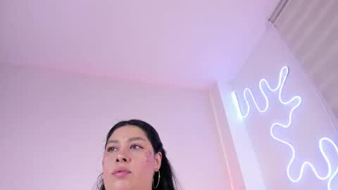 Pau OFmissweetpeach online show from September 24, 11:00 pm