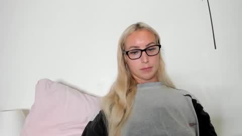 Missy matrix online show from May 7, 5:52 pm
