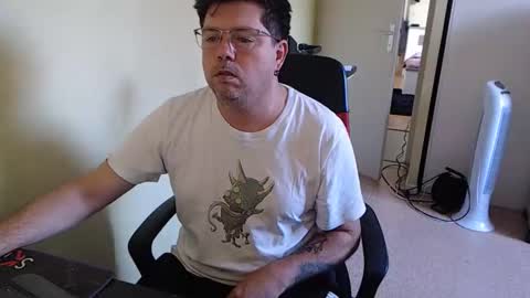 Snapshot of mistercoeur1 chatting on October 11, 7:57 am mistercoeur online show from October 11, 7:57 am