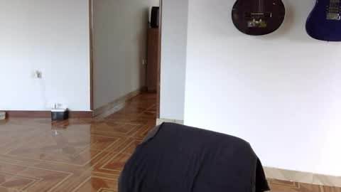     online show from April 9, 6:35 pm