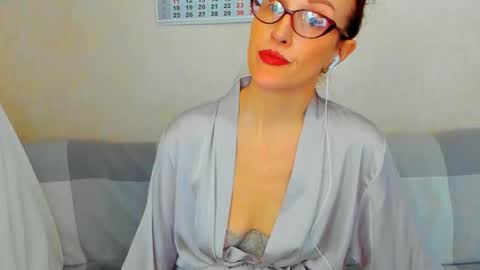 Victoria Eden online show from April 13, 6:39 am