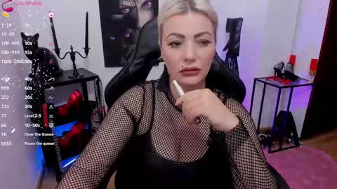 Miss CatSnow online show from February 20, 2:46 pm