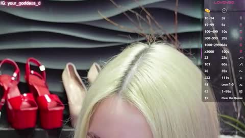 Snapshot of mistress_darsy chatting on March 4, 5:13 pm Darsy online show from March 4, 5:13 pm
