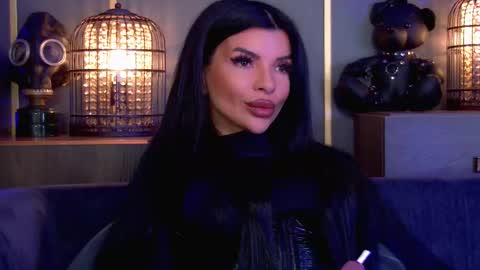 Elenia online show from March 9, 12:43 pm