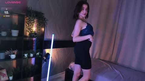 mistylovia online show from November 13, 10:18 am