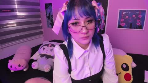 Snapshot of miwaviolet chatting on March 2, 7:12 pm  Miwa Violet  online show from March 2, 7:12 pm