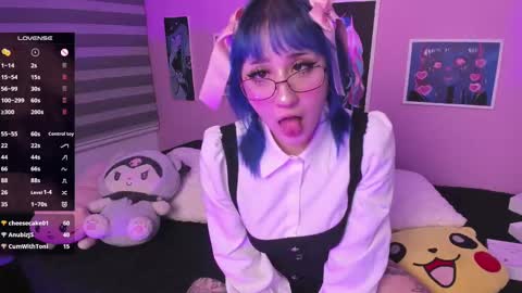 Snapshot of miwaviolet chatting on March 2, 11:53 pm  Miwa Violet  online show from March 2, 11:53 pm