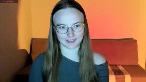 Snapshot of miya_mimi chatting on October 8, 6:58 pm Miya online show from October 8, 6:58 pm