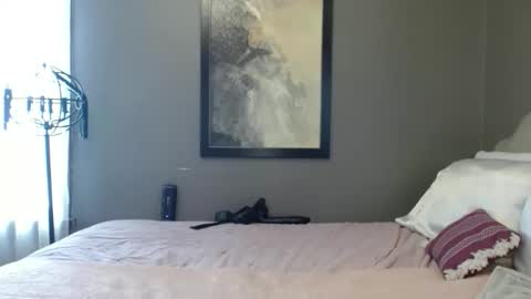 MizXtrix online show from February 25, 9:18 pm