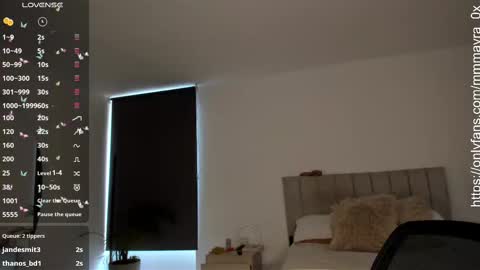 MAYRA   online show from September 26, 7:33 pm