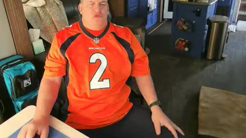 mmmthatsfunnn online show from December 21, 7:20 pm