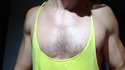 Snapshot of mmuscularman chatting on September 15, 4:47 am mmuscularman online show from September 15, 4:47 am