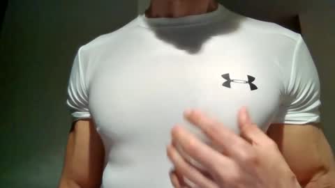 Snapshot of mmuscularman chatting on February 11, 6:40 am mmuscularman online show from February 11, 6:40 am