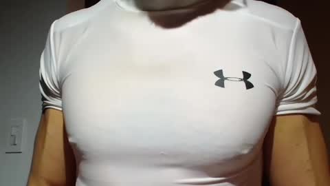 Snapshot of mmuscularman chatting on October 18, 6:17 am mmuscularman online show from October 18, 6:17 am