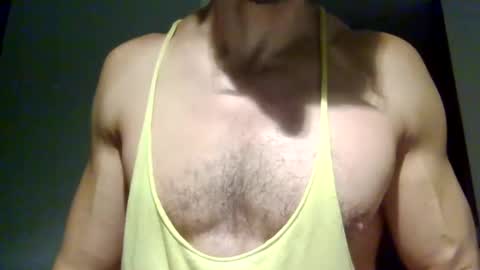Snapshot of mmuscularman chatting on March 10, 8:39 am mmuscularman online show from March 10, 8:39 am