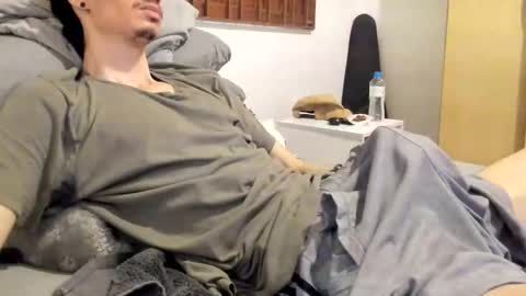 DigBreed online show from March 14, 2:04 am