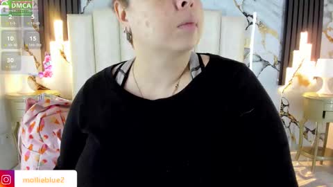 Hey Guys  Im Mollie online show from October 25, 12:49 pm