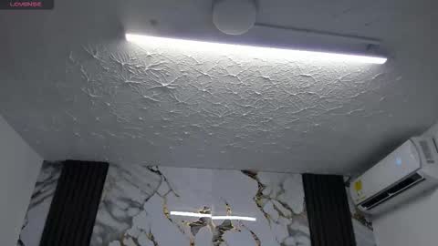 Hey Guys  Im Mollie online show from February 26, 12:08 pm