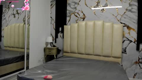 Hey Guys  Im Mollie online show from October 13, 12:29 pm