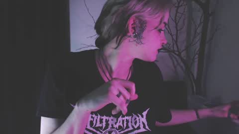 Molly Crow online show from January 27, 11:43 pm