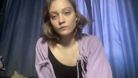 molly_poly online show from November 11, 11:01 am