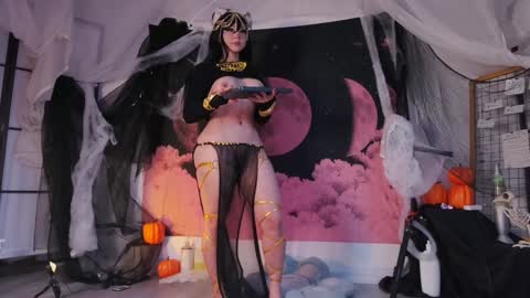 Snapshot of mollyflwers chatting on October 17, 5:28 pm mollychan online show from October 17, 5:28 pm