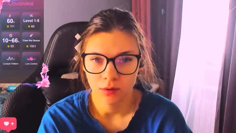  KIRA  online show from January 14, 6:54 am