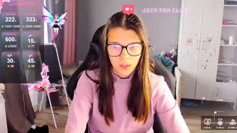  KIRA  online show from October 6, 4:08 am