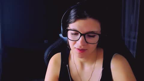  KIRA  online show from January 16, 7:01 pm