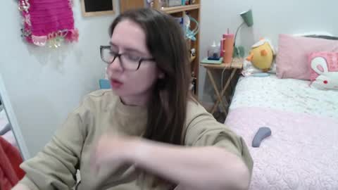 mollymeadows online show from April 22, 5:20 pm