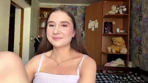 Molly online show from July 7, 8:07 am