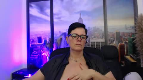 MollySun Nina Randmann online show from February 15, 7:28 pm