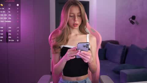 mon_amii online show from March 9, 2:32 pm