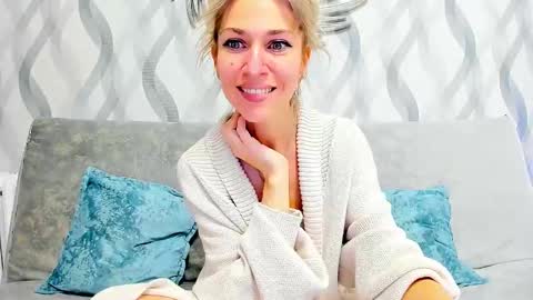 Mona online show from February 16, 2:43 pm