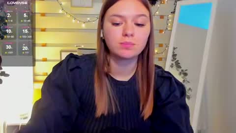 Monika online show from February 3, 3:05 pm