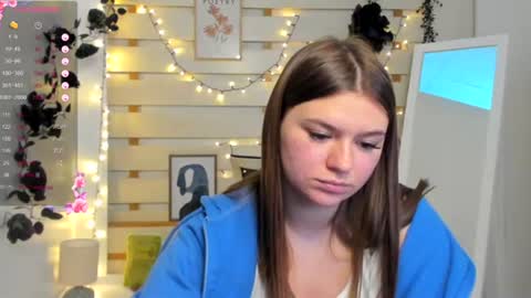 Monika online show from March 11, 1:47 pm