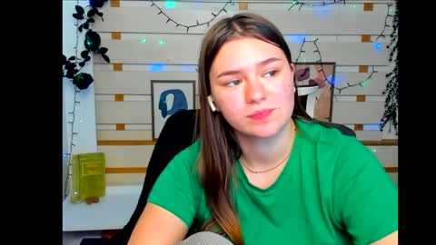 Monika online show from May 11, 4:04 pm