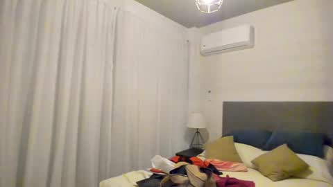 Monikfree online show from December 11, 6:31 pm