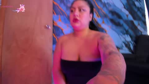 monikk__harrison online show from May 20, 12:44 pm