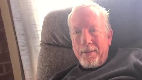 Monkee Dance online show from February 9, 9:39 pm