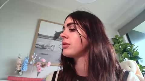 Mons life online show from April 11, 5:23 am