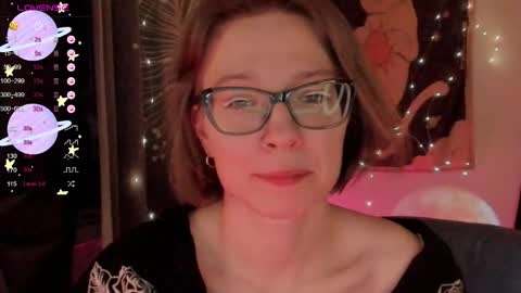 Roxy online show from December 4, 7:46 pm