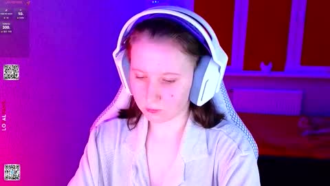 Lola online show from February 17, 3:44 pm