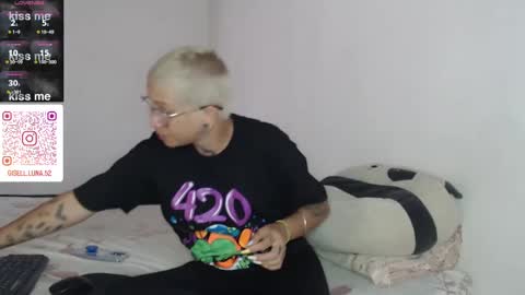 Luna online show from January 13, 6:16 pm