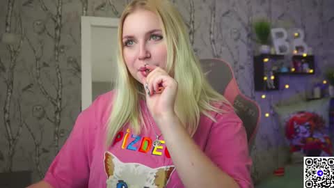 Emilia online show from February 5, 8:07 am