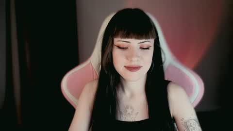  sophie  online show from June 18, 8:36 pm